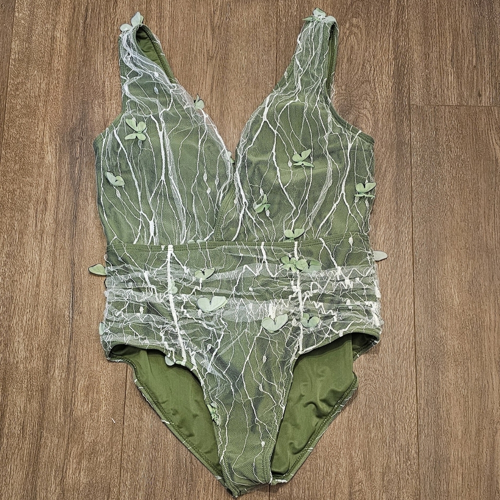 Retro Stage Leafy One Piece